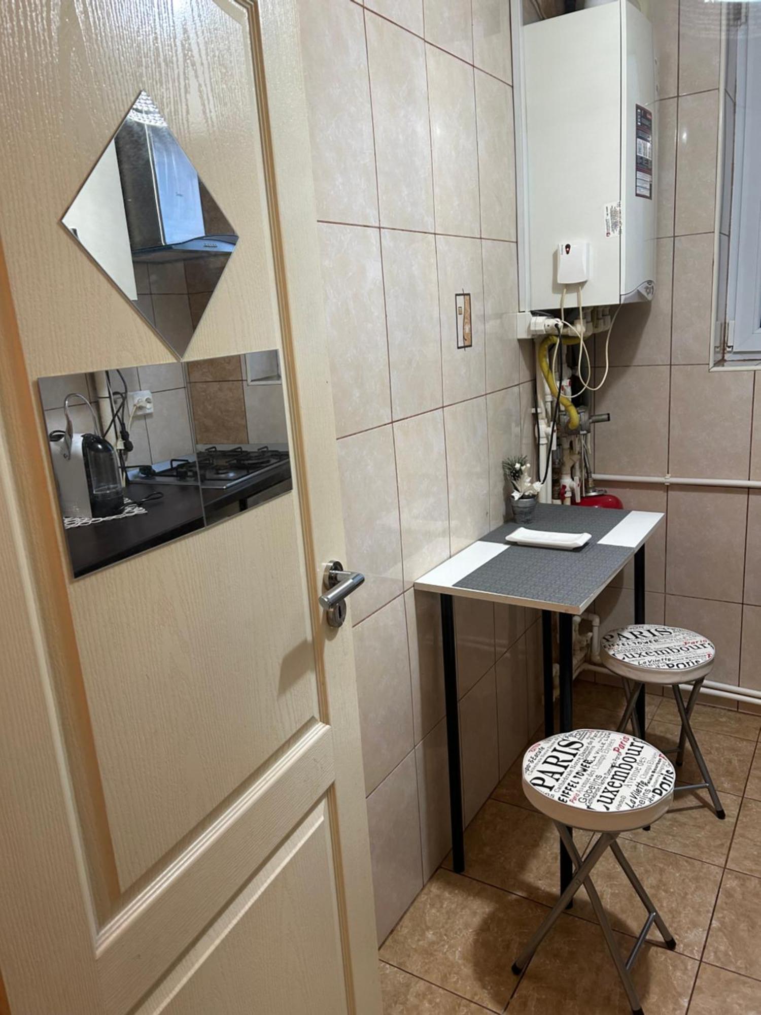 Apartamento Little Paris Gare Du Nord Bucarest Exterior foto